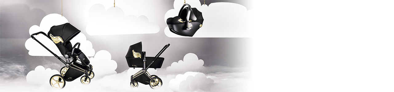 Collection WINGS by Jeremy Scott